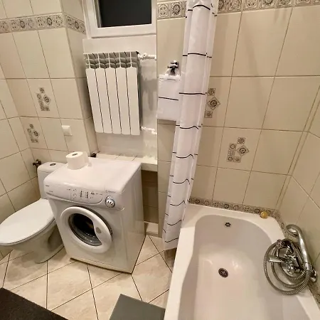 Royal 2 Old Town Fast Wifi Netflix Hbo Appletv+ Apartment Warsaw Exterior photo
