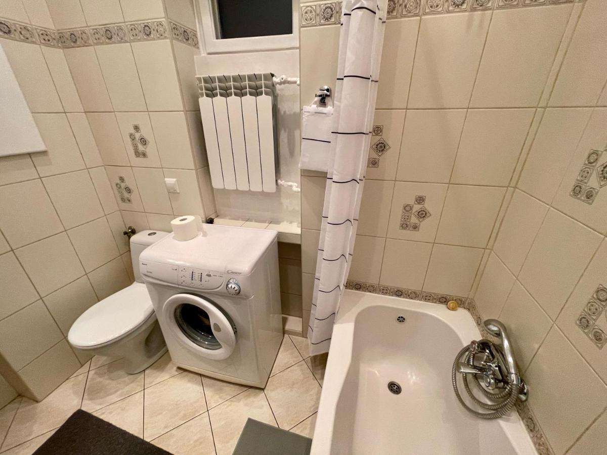 Royal 2 Old Town Fast Wifi Netflix Hbo Appletv+ Varsavia